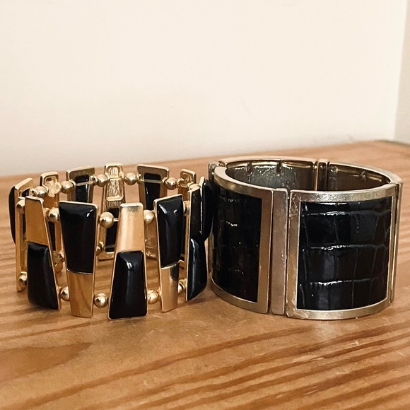 Jewelry - 3/$20 Chunky Bangle Bundle